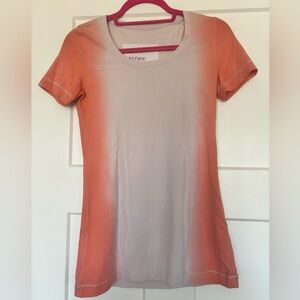 Size 6 Lululemon T